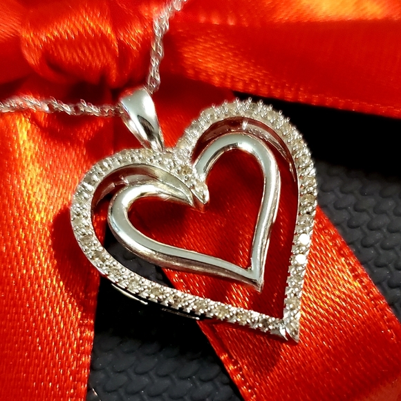 Meet your Posher, Mary - Picture 9 of 16